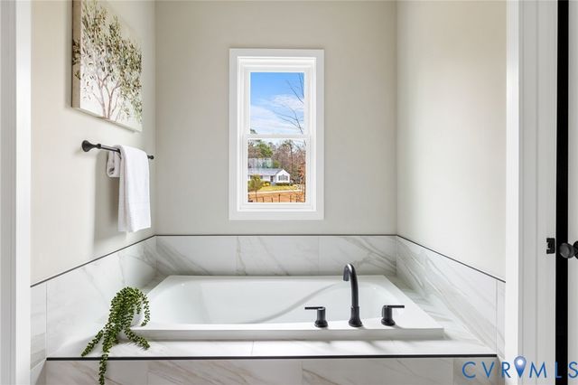 8207 Excaliber Pl, North Chesterfield, VA 23237