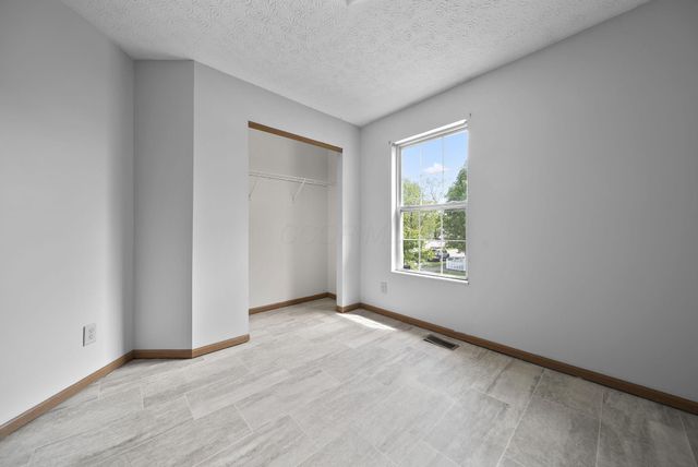 974 Esther Drive, Columbus, OH 43207