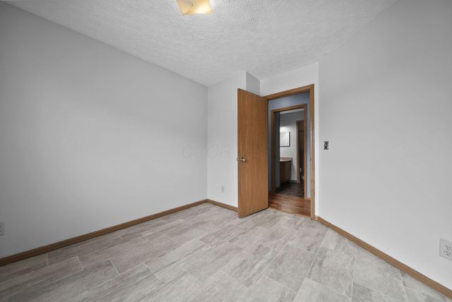 974 Esther Drive, Columbus, OH 43207
