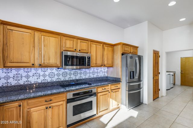 6227 E WINDSTONE Trail, Cave Creek, AZ 85331