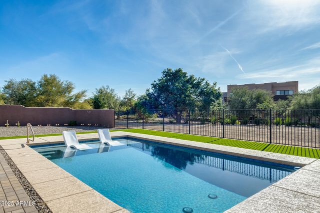 6227 E WINDSTONE Trail, Cave Creek, AZ 85331