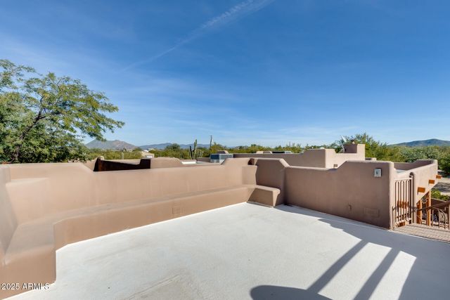 6227 E WINDSTONE Trail, Cave Creek, AZ 85331