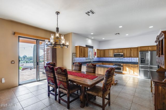 6227 E WINDSTONE Trail, Cave Creek, AZ 85331