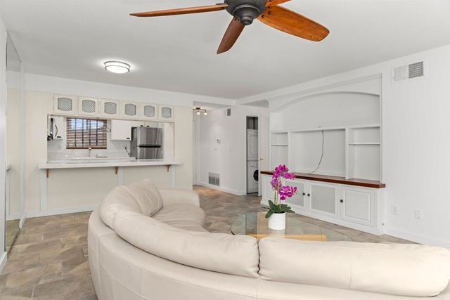 12238 Rancho Bernardo Road A, San Diego, CA 92128