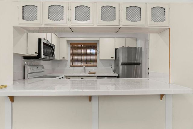 12238 Rancho Bernardo Road A, San Diego, CA 92128