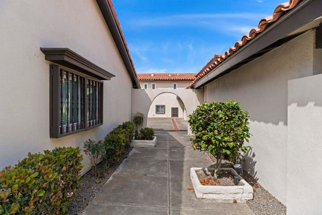 12238 Rancho Bernardo Road A, San Diego, CA 92128