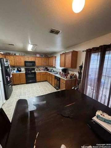 7359 Lyia, San Antonio, TX 78252