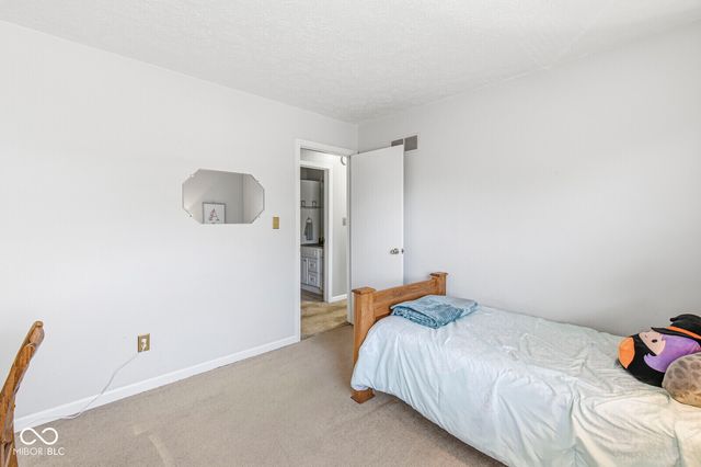 2809 Amherst Street, Indianapolis, IN 46268