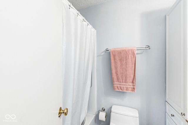 2809 Amherst Street, Indianapolis, IN 46268