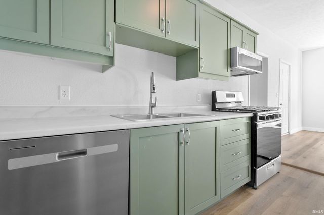 903 Mcpherson Street, Elkhart, IN 46514