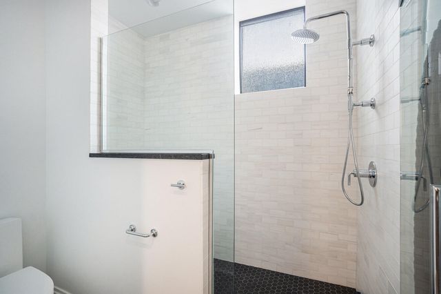 159 S River Avenue 504, Holland, MI 49423