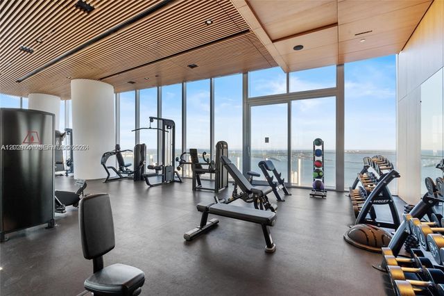 300 Biscayne Boulevard Way 3304C, Miami, FL 33131