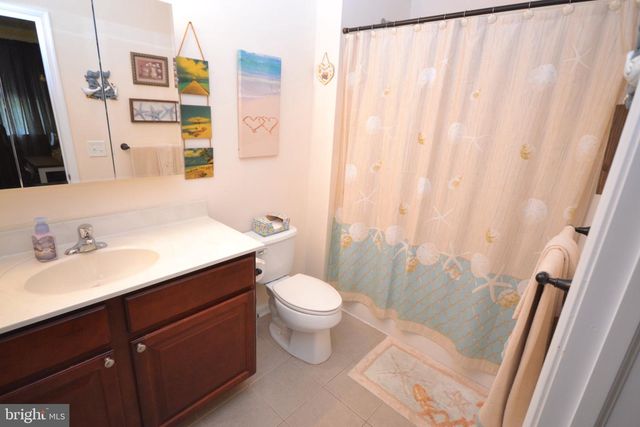38 VELLA LA VELLA LN, Egg Harbor Township, NJ 08234