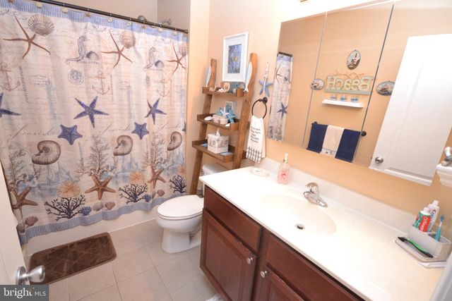 38 VELLA LA VELLA LN, Egg Harbor Township, NJ 08234