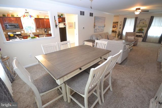 38 VELLA LA VELLA LN, Egg Harbor Township, NJ 08234