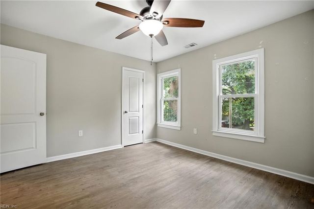 916 Douglas AVE, Portsmouth, VA 23707