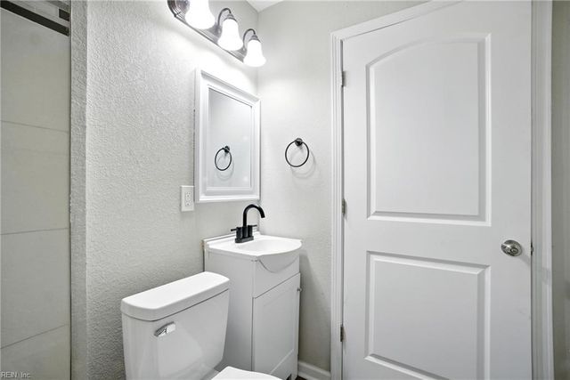 916 Douglas AVE, Portsmouth, VA 23707