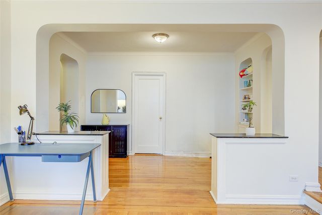 77-15 113th Street 2O, Forest Hills, NY 11375