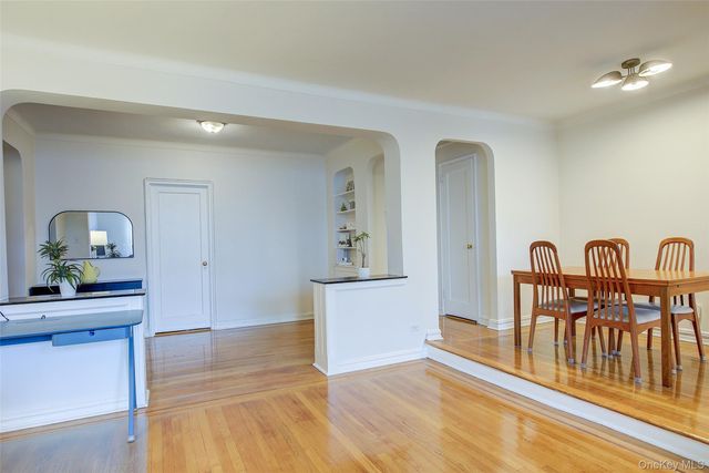 77-15 113th Street 2O, Forest Hills, NY 11375