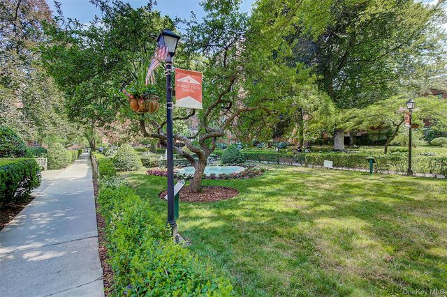 77-15 113th Street 2O, Forest Hills, NY 11375