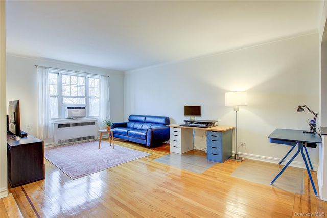 77-15 113th Street 2O, Forest Hills, NY 11375