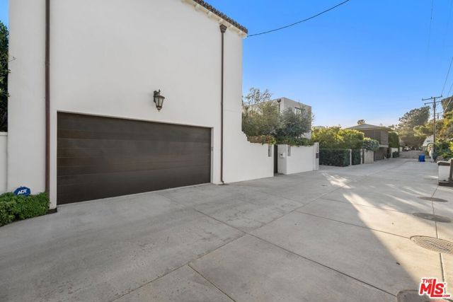 27212 Escondido Beach Road, Malibu, CA 90265