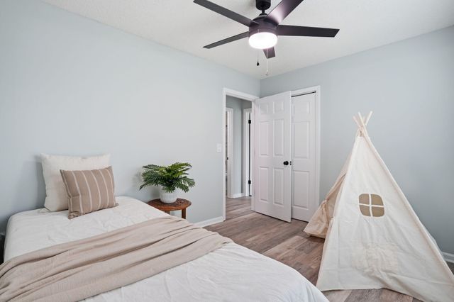 121 University Drive, Ladson, SC 29456