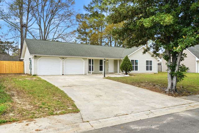 121 University Drive, Ladson, SC 29456