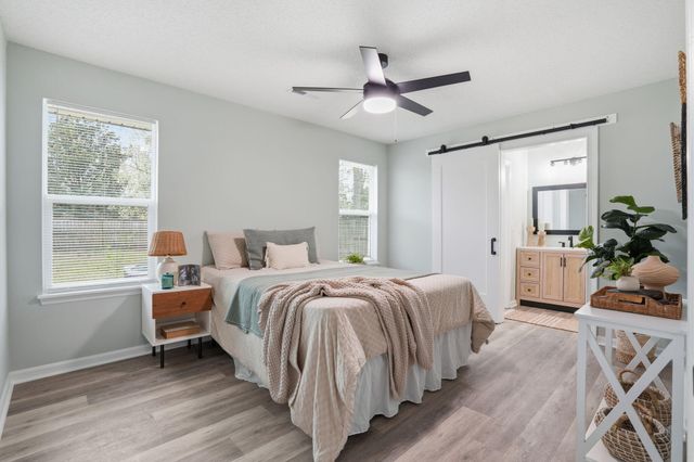 121 University Drive, Ladson, SC 29456