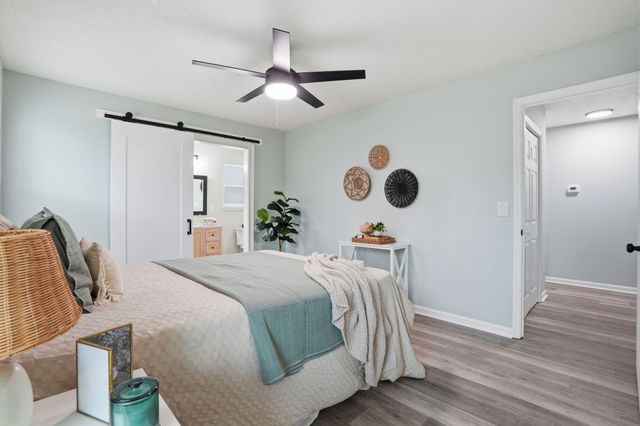 121 University Drive, Ladson, SC 29456