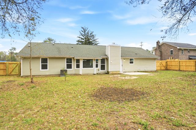 121 University Drive, Ladson, SC 29456