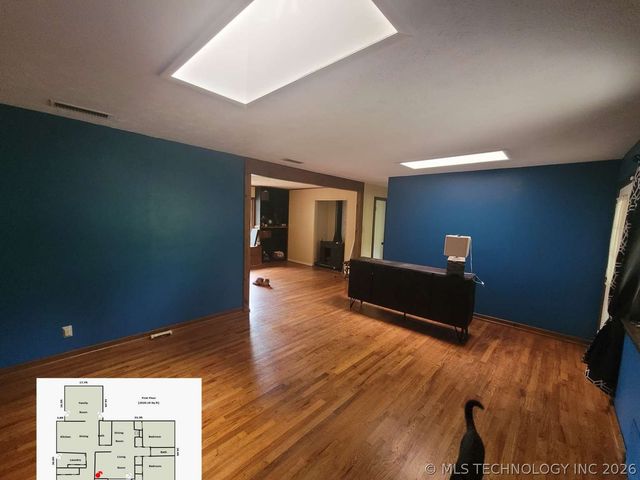 926 E 13th Street, Claremore, OK 74017