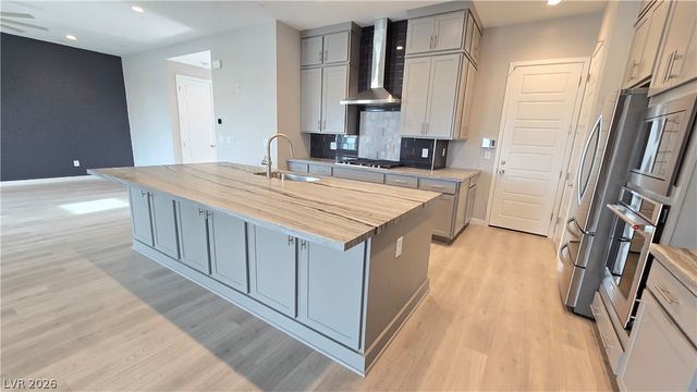 10434 Vista Argento Avenue, Las Vegas, NV 89166