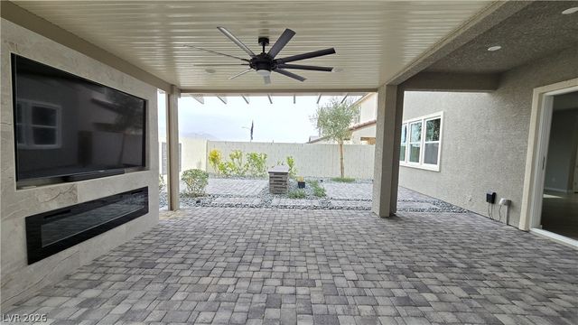 10434 Vista Argento Avenue, Las Vegas, NV 89166