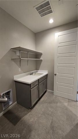 10434 Vista Argento Avenue, Las Vegas, NV 89166