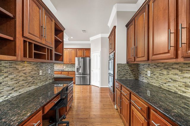 6118 Berwick Lane, League City, TX 77573