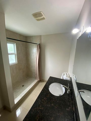638 SW 7TH Avenue, Delray Beach, FL 33444