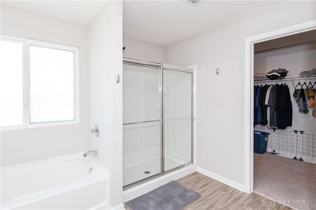 766 Hunters Run Drive, Brookville, OH 45309