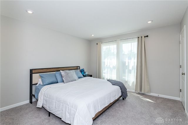 766 Hunters Run Drive, Brookville, OH 45309