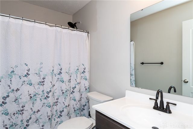 766 Hunters Run Drive, Brookville, OH 45309