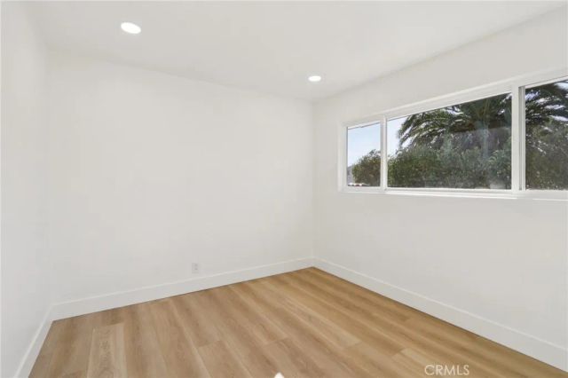 10007 Debra Avenue, Granada Hills, CA 91343