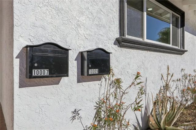 10007 Debra Avenue, Granada Hills, CA 91343