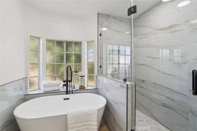10007 Debra Avenue, Granada Hills, CA 91343
