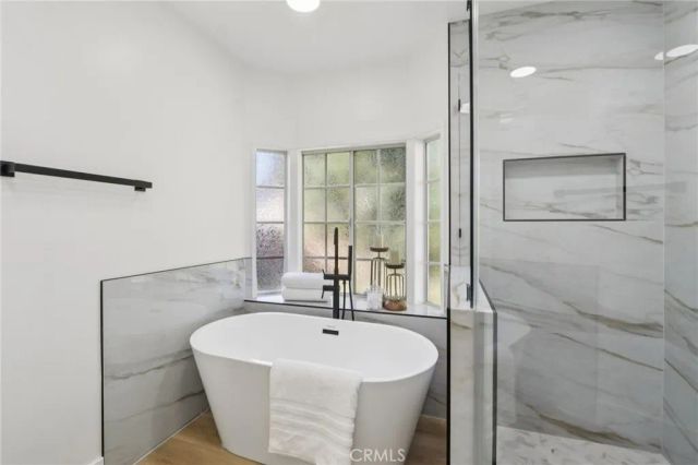 10007 Debra Avenue, Granada Hills, CA 91343