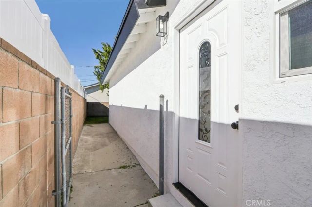 10007 Debra Avenue, Granada Hills, CA 91343
