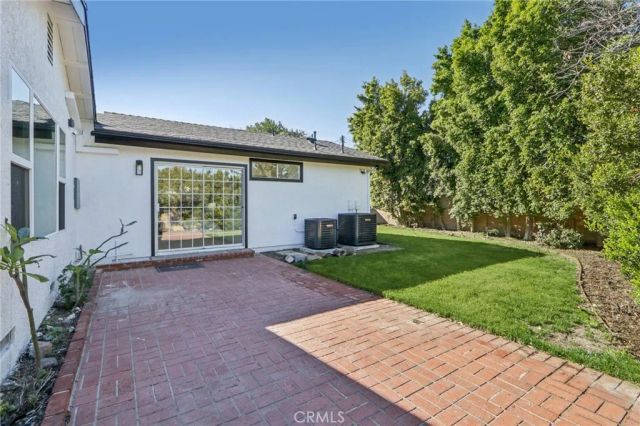 10007 Debra Avenue, Granada Hills, CA 91343