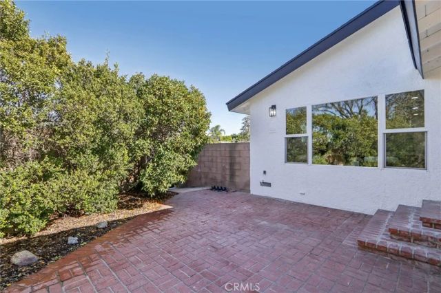 10007 Debra Avenue, Granada Hills, CA 91343
