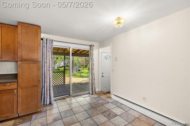 2795 Woodbury Street, Walled Lake, MI 48390