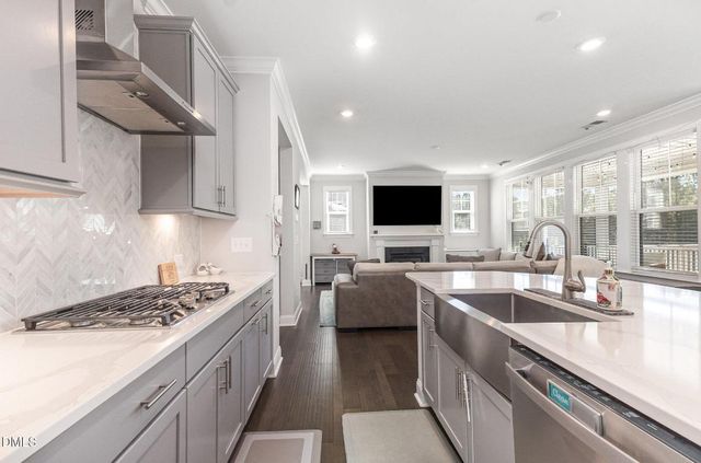 381 High Woods Ridge, Chapel Hill, NC 27517