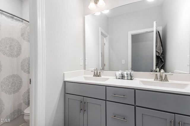 381 High Woods Ridge, Chapel Hill, NC 27517